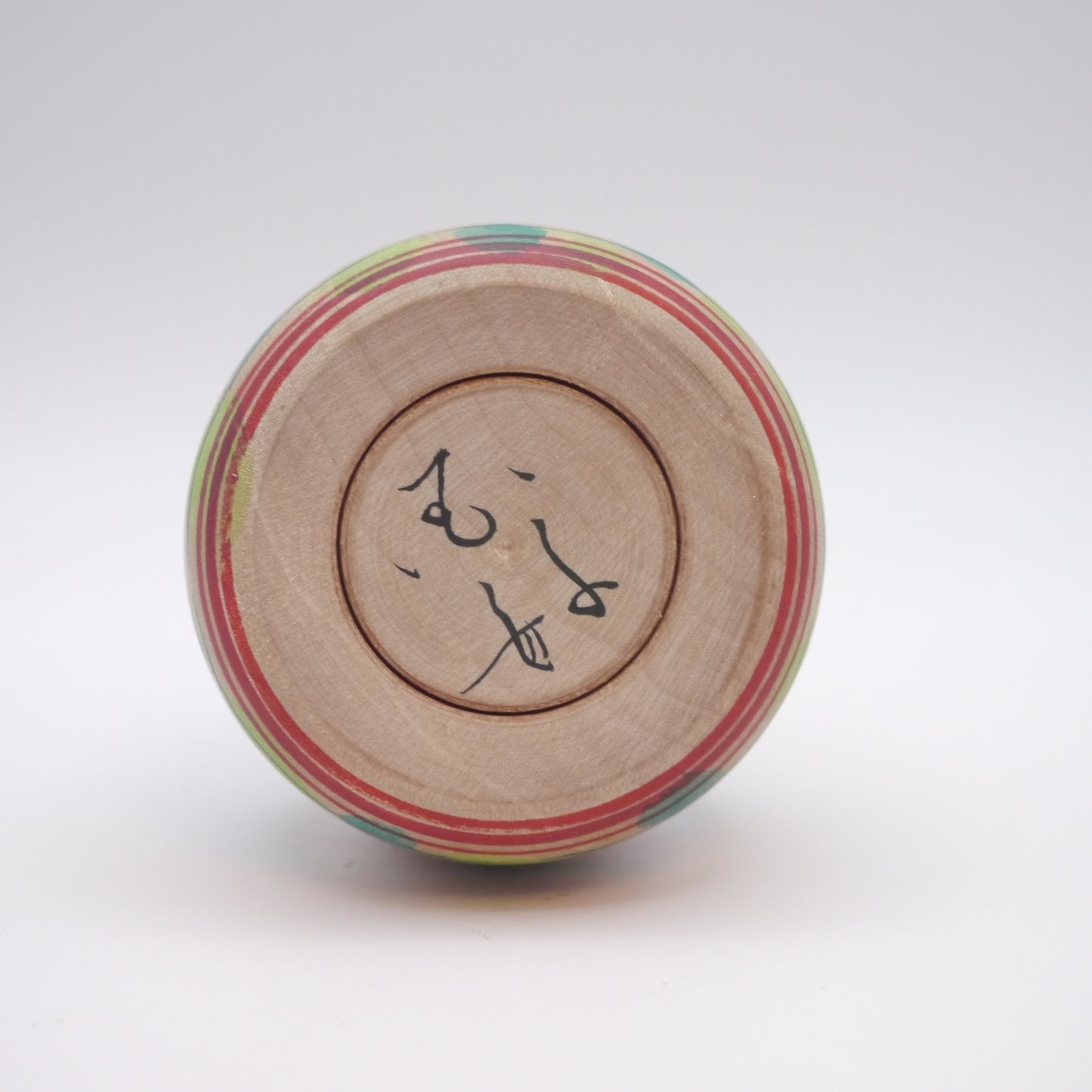 7cm Kokeshi doll by Kunitoshi Abe Ejiko Green Red