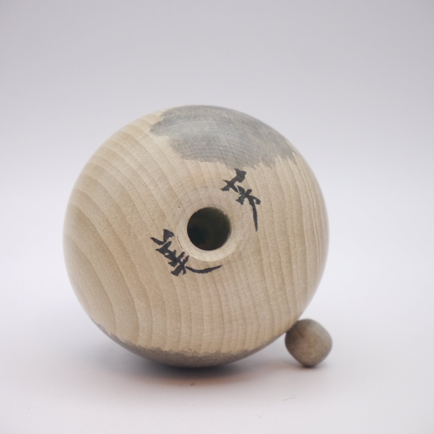 7.5cm Kokeshi doll by Yoshimi Koyama Gray Cat Ejiko