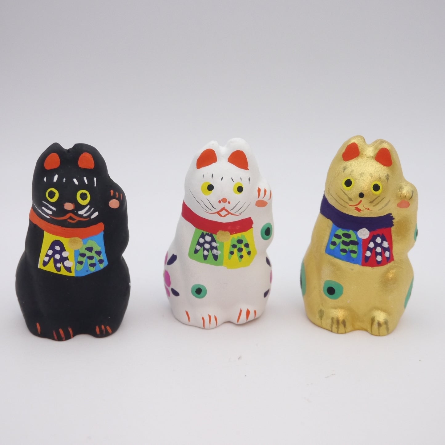 Japanese Folk Toy Clay Doll Tiny Maneki-Neko Lucky Cat