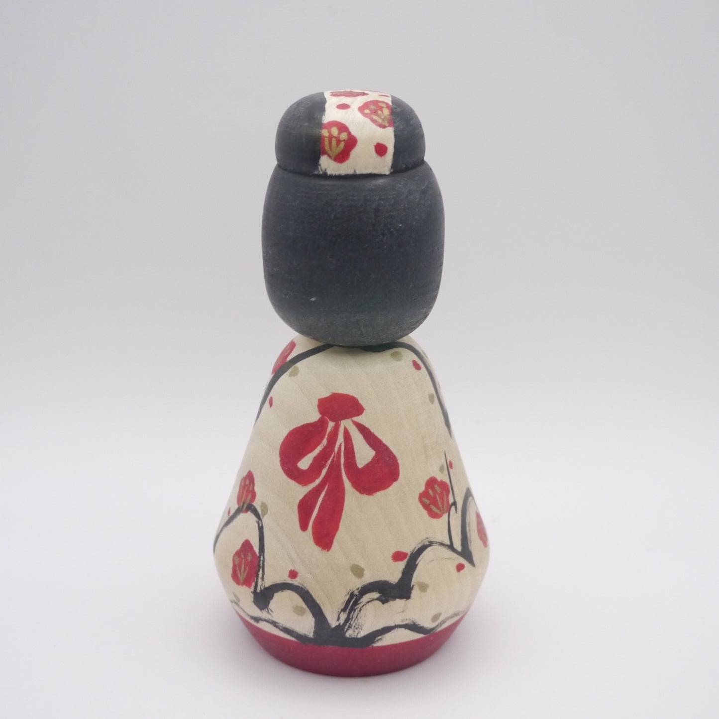 Kokeshi doll by Rika Komatsu