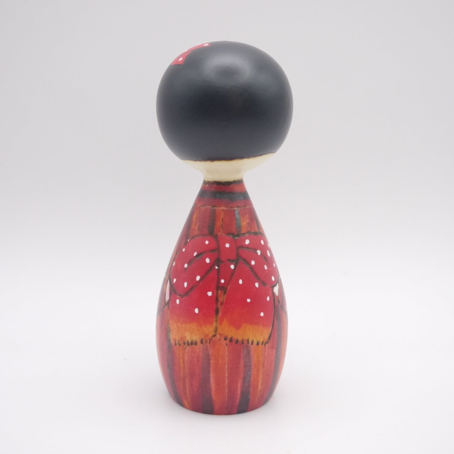 Kokeshi doll by Izumi Oki "赤いリボン"