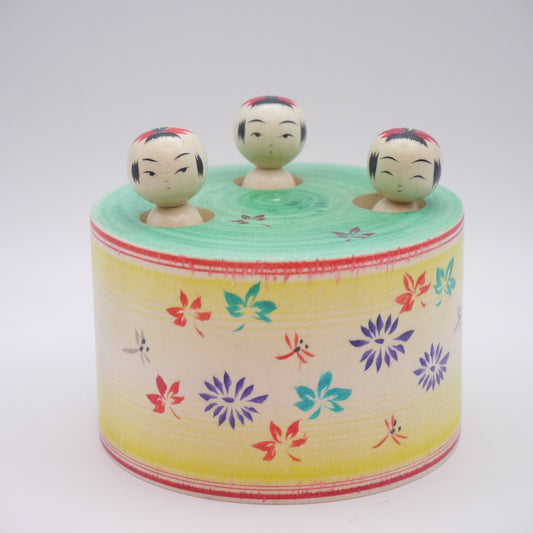 Kokeshi doll by Yoshinobu Kakizawa Fall Onsen Set