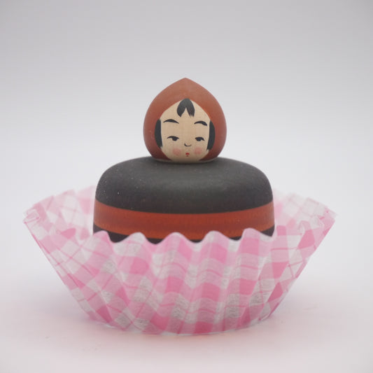 Kawaii Kokeshi doll by Akira Suzuki Chocolate Cake