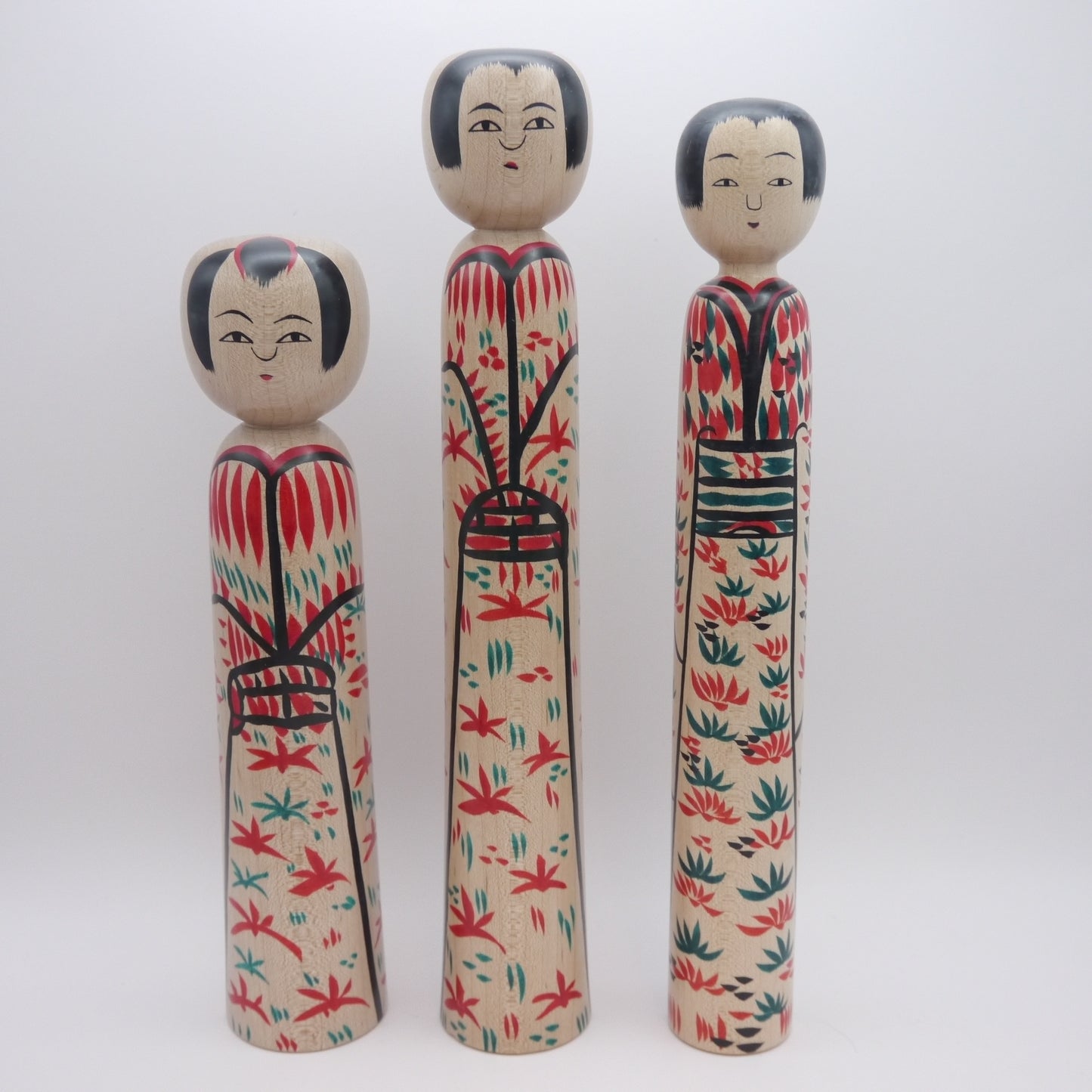 Kokeshi doll by Fumio Miharu