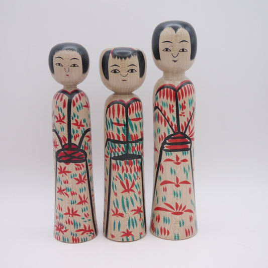 Kokeshi doll by Fumio Miharu