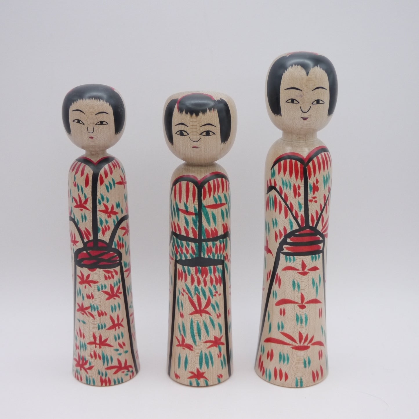 Kokeshi doll by Fumio Miharu