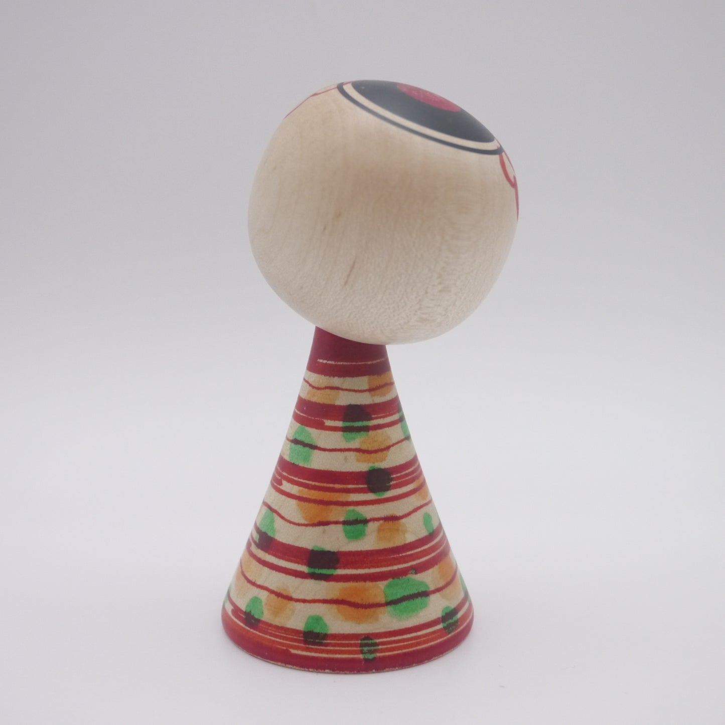 Kokeshi doll by Kunitoshi Abe Smile-back