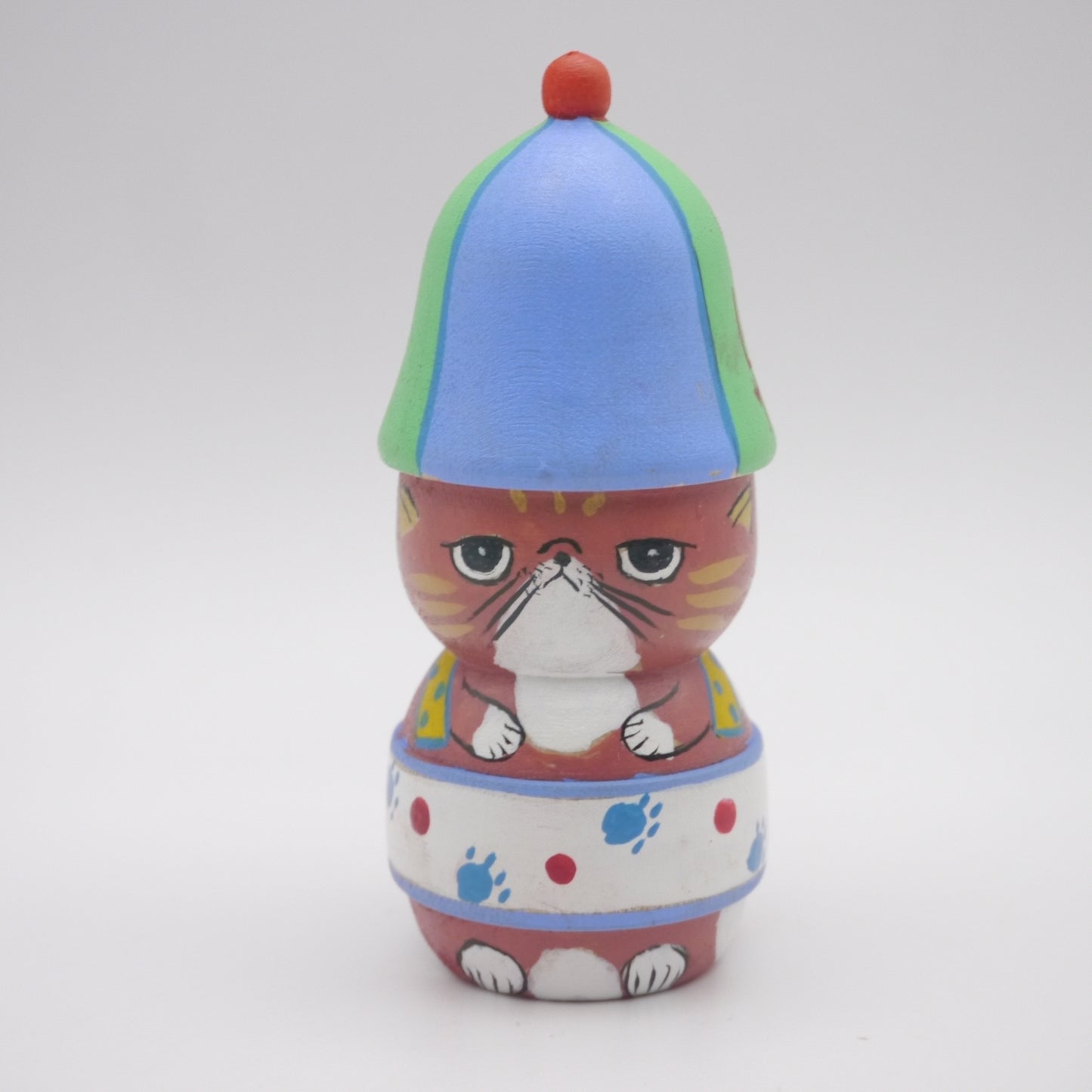 Kokeshi doll by Kikuhiro Shida Sauna Cat with Chair