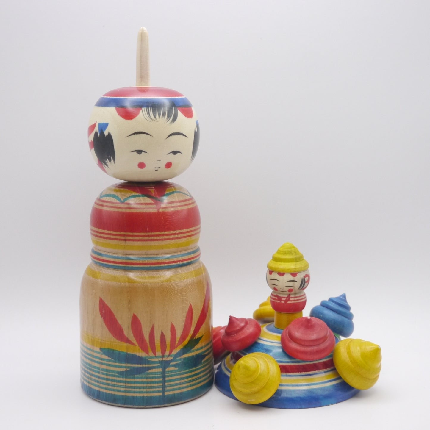 Kokeshi doll by Minoru Niiyama