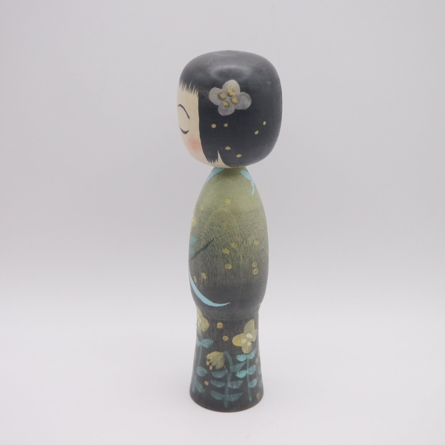 Kokeshi doll by Rika Komatsu