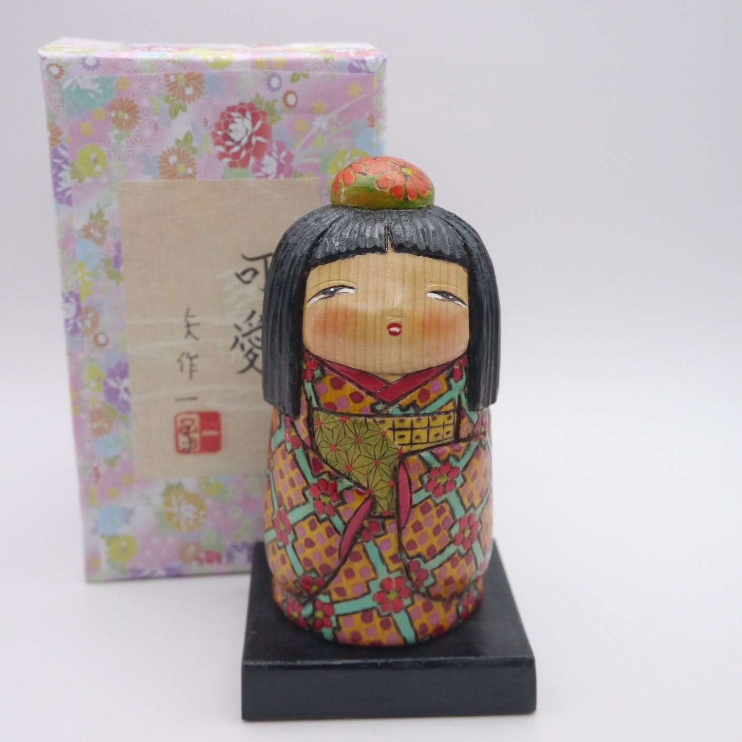 Kokeshi doll by Ichiko Yahagi "可愛"