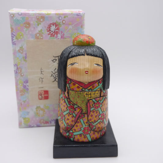 Kokeshi doll by Ichiko Yahagi "可愛"