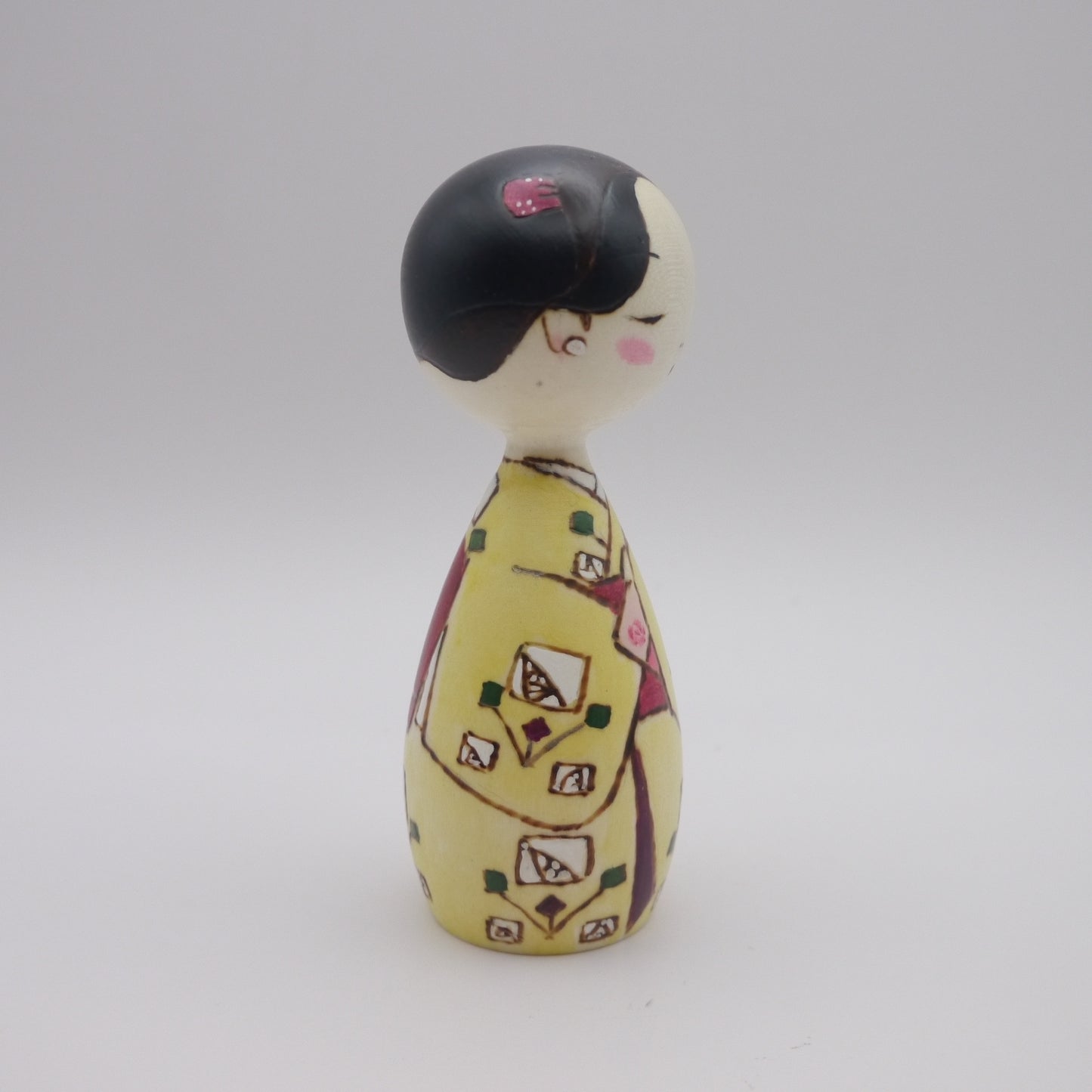 30 Kokeshi doll by Izumi Oki "よそおい"
