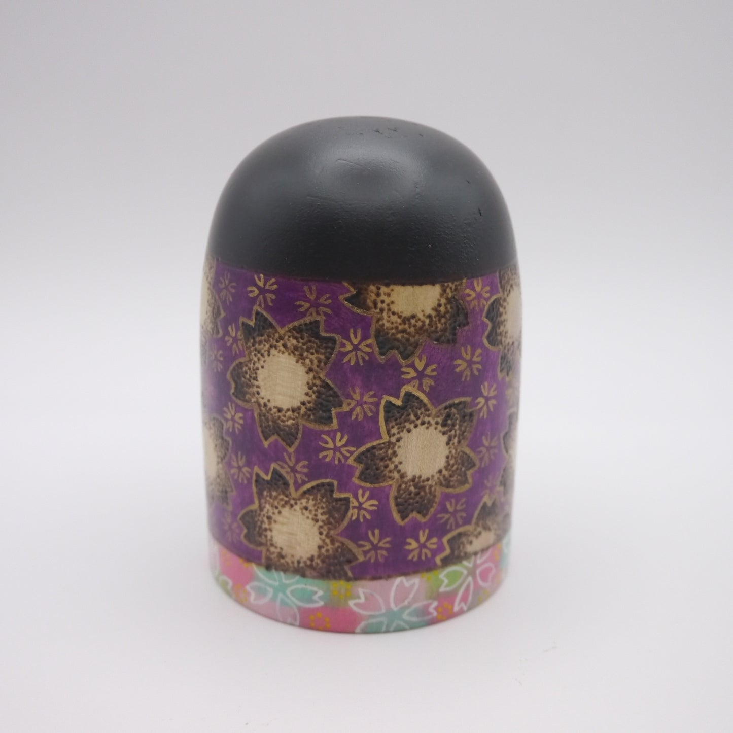 36 Kokeshi doll by Chiya Tomidokoro "春日"