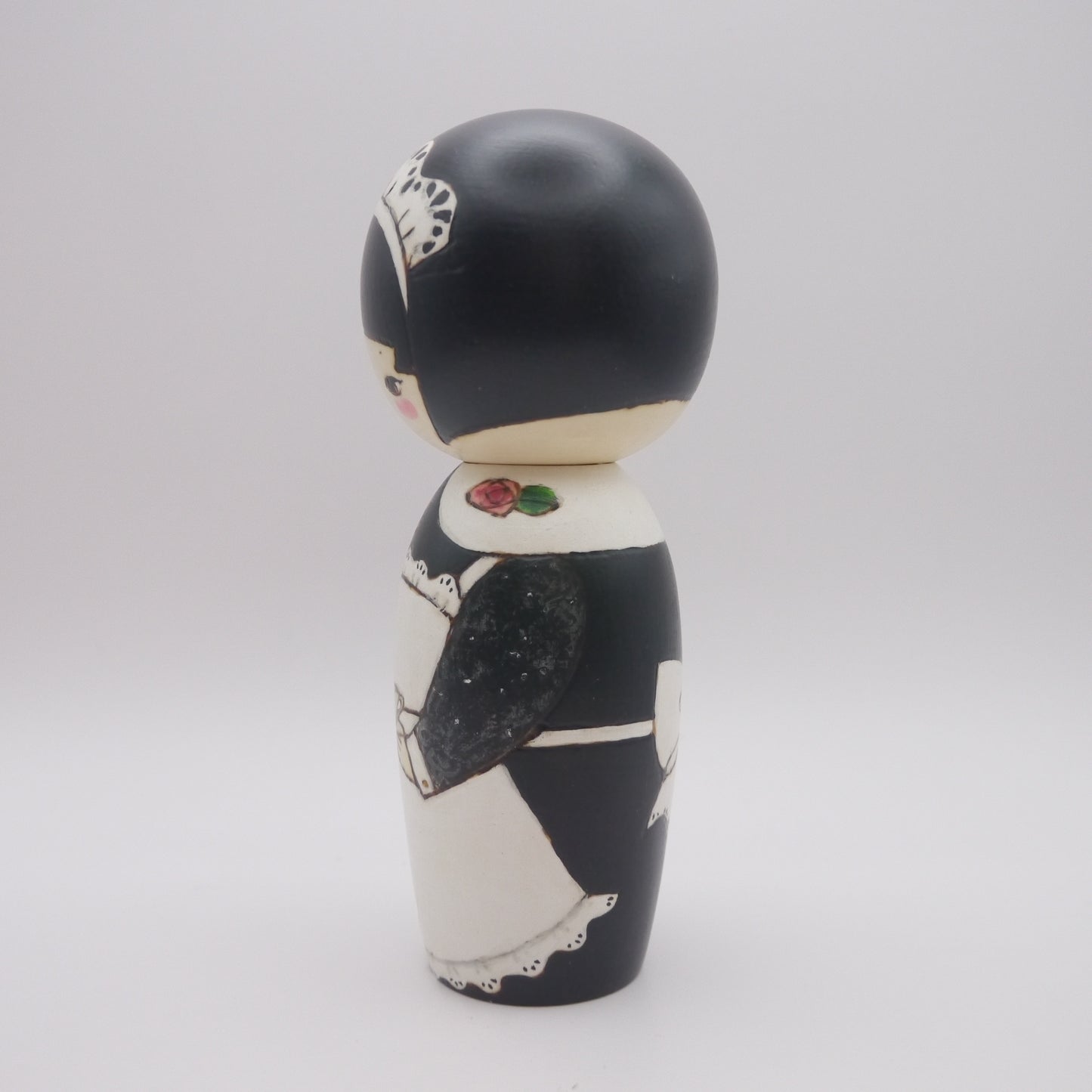 56 Kokeshi doll by Izumi Oki "Cafe"