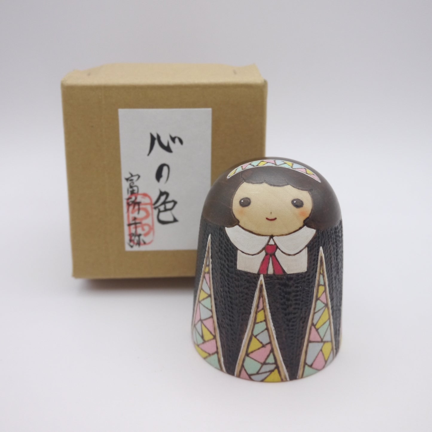 59 Kokeshi doll by Chiya Tomidokoro "心の色"